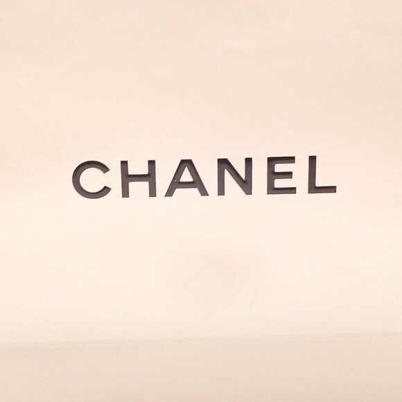 CHANEL Authentic Shopping Bag White & Black Signature Paper Gift Bag & Ribbon - Picture 7 of 9